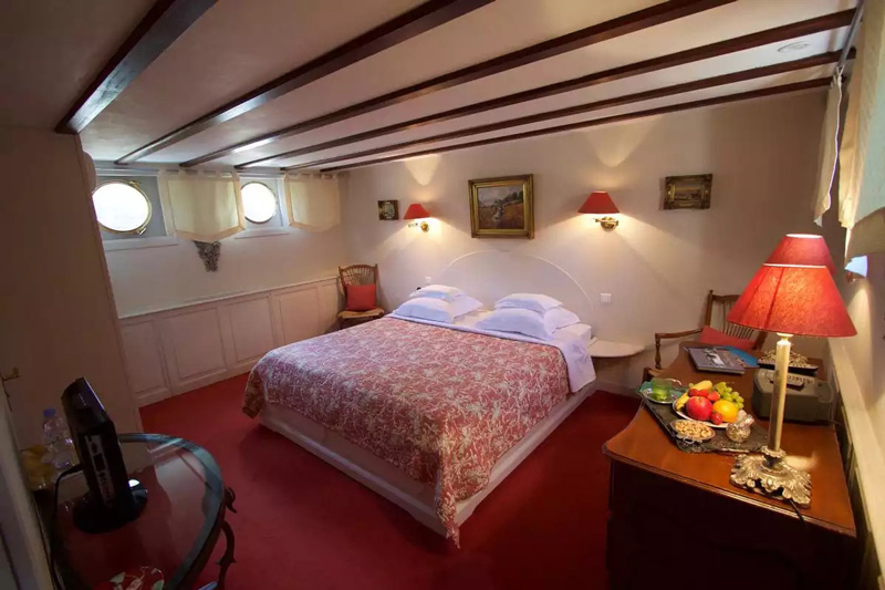 Hotel Barge Aurora - Coral cabin