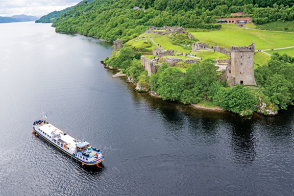 Hotel Barge SCOTTISH HIGHLANDER