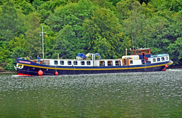 Hotel Barge SCOTTISH HIGHLANDER