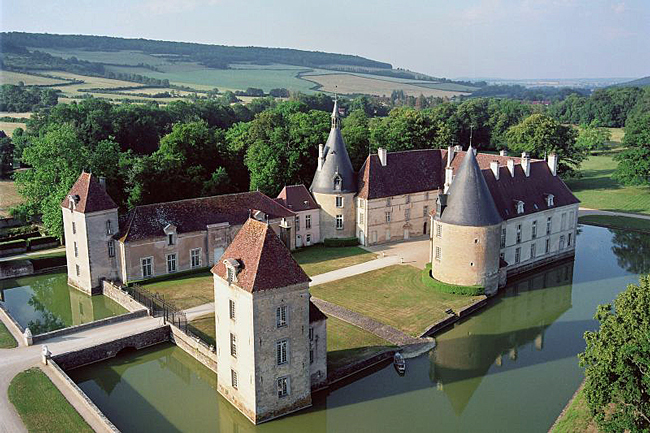 French Hotel Barges - Barging in France - Chateau de Commarin - BargeCharters.com