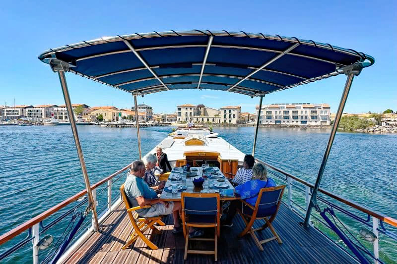 Hotel Barge Anjodi sundeck