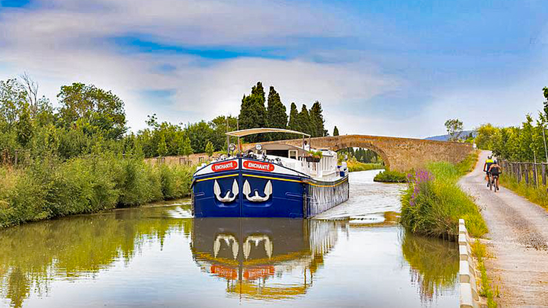 French Barge Enchante - Cruising Canal du Midi