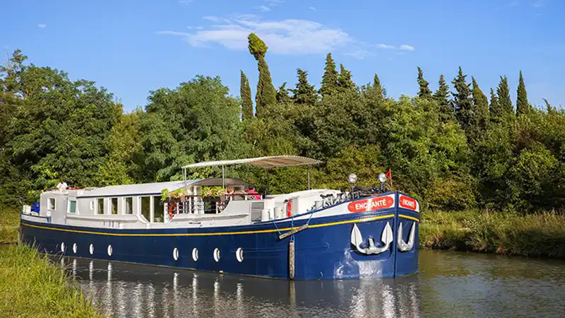 History: Transforming into French Barge Enchante