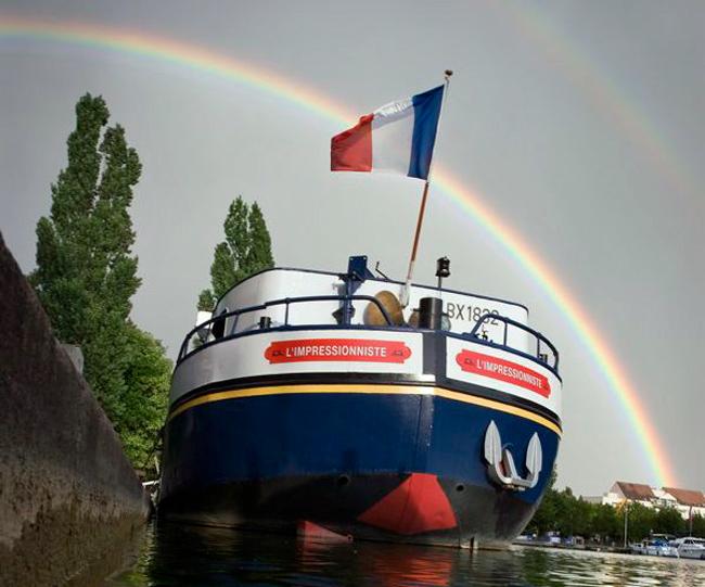 French Barge Impressionniste - Cruising Southern Burgundy Follow Your Dreams