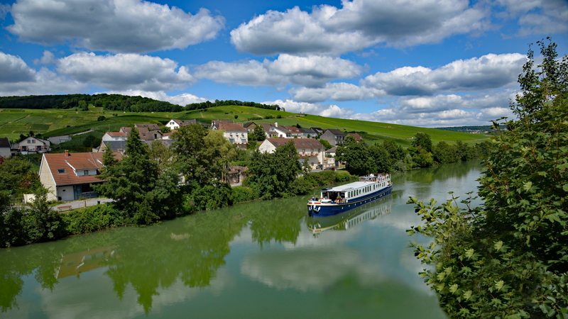 Photos : French Hotel Barge Kir Royale - Biking