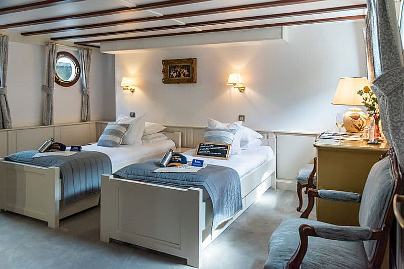 French Barge Renaissance - Guest cabin with twin bed options - Cruising the Upper Loire and Western Burgundy regions of France