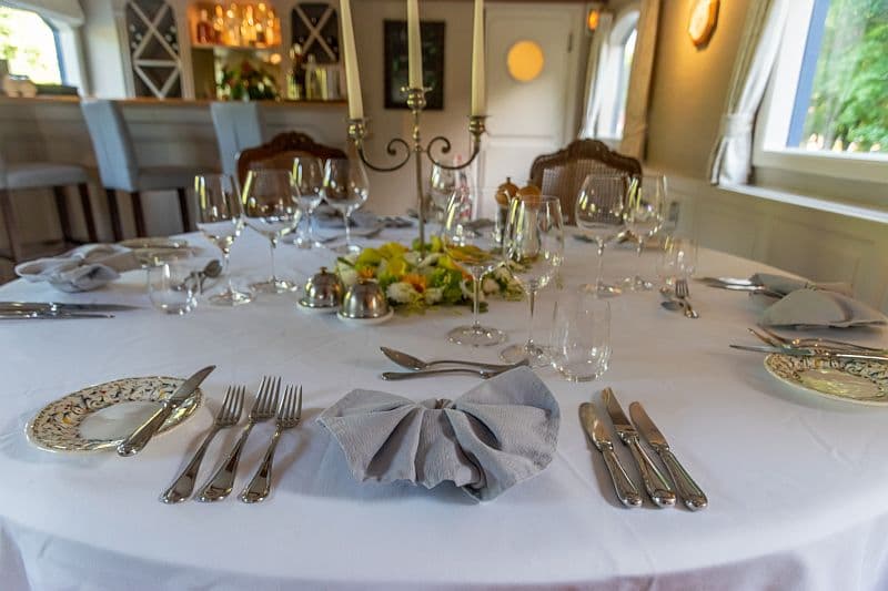 French Barge Renaissance - Elegant dining - Cruising the Upper Loire and Western Burgundy regions of France