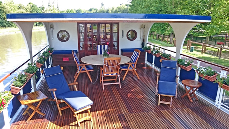 French Barge Renaissance - Sundeck - Cruising the Upper Loire and Western Burgundy regions of France
