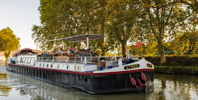 Hotel Barge Athos