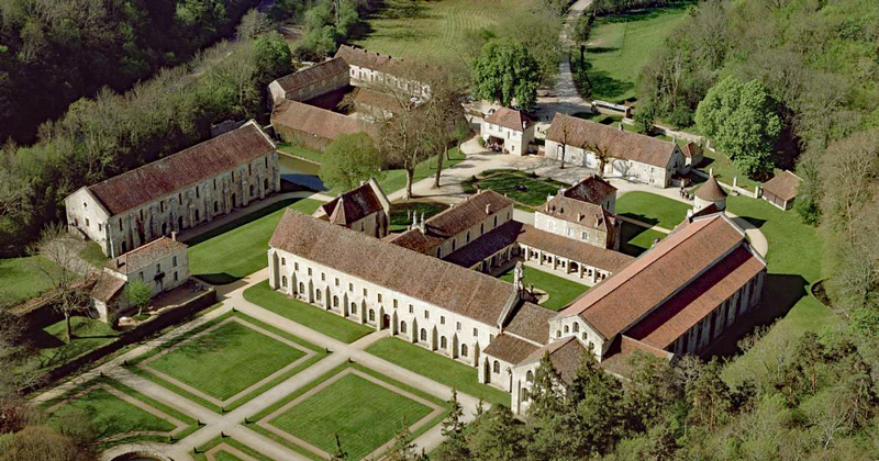 French Hotel Barges - Barging in France - Abbaye de Fontenay - BargeCharters.com