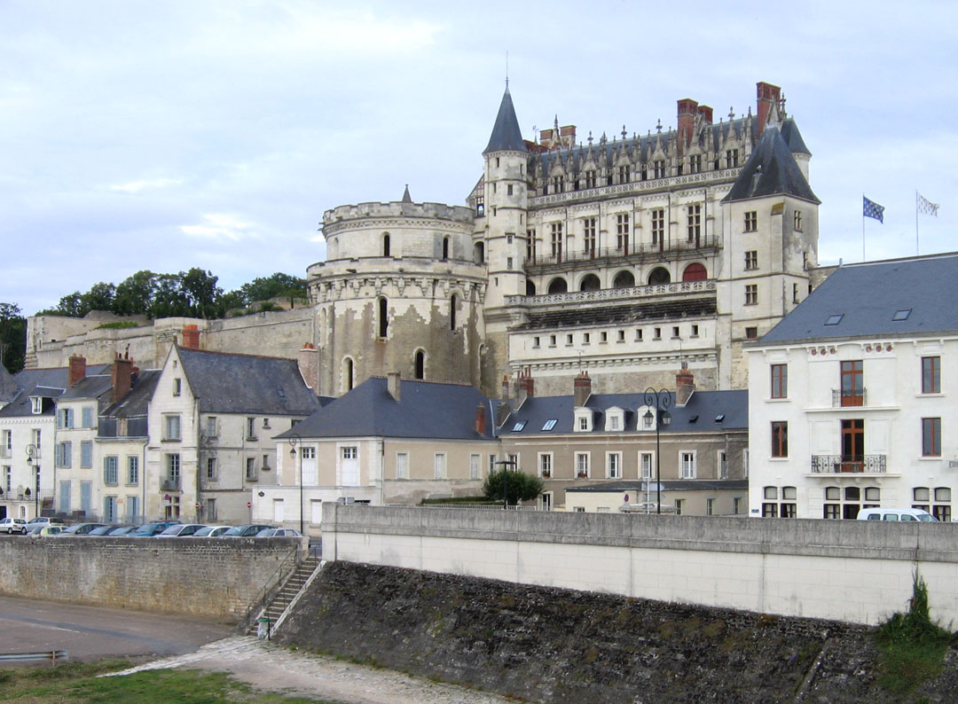 Chateau d'Amboise French Hotel Barge NYMPHEA Barging in France Loire Valley www.BargeCharters.com