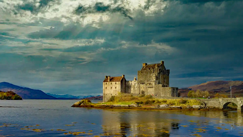 SCOTTISH BARGE CRUISE  - Scotland's Eilean Donan Castle